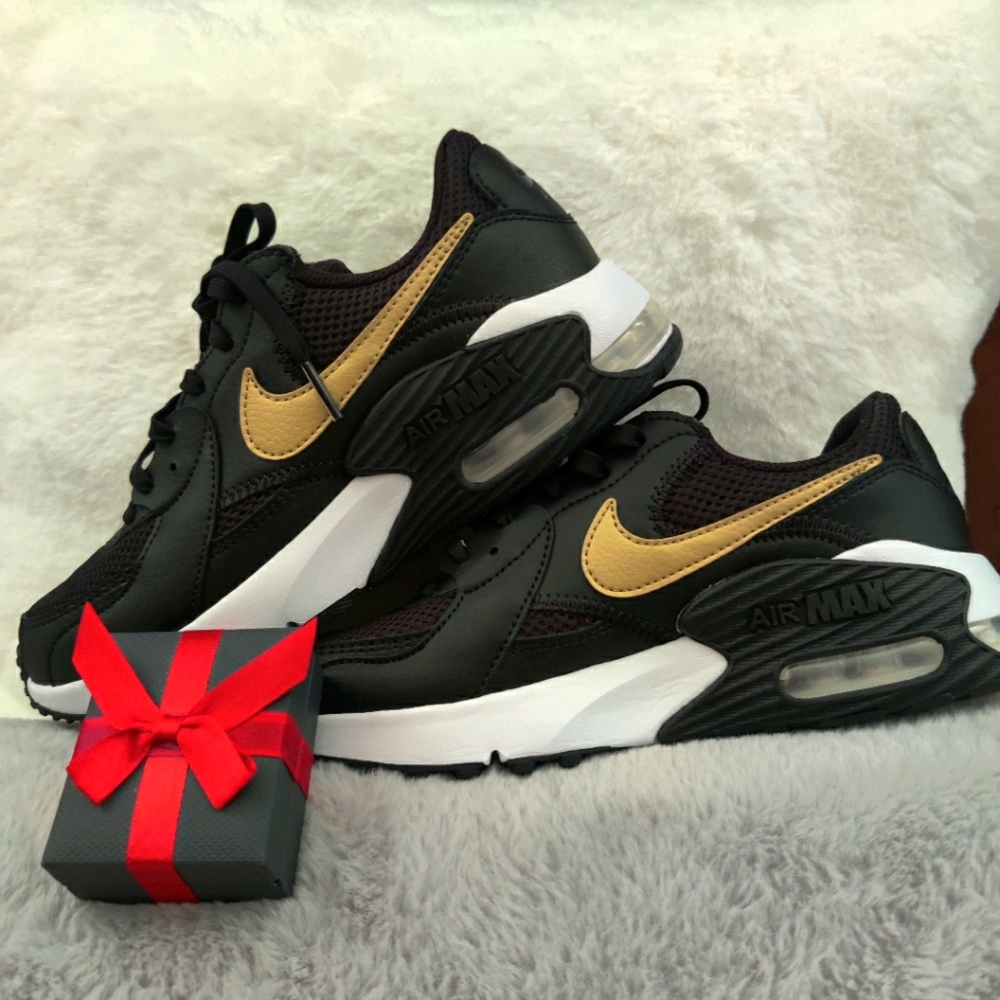 Nike Black & Gold Air Max